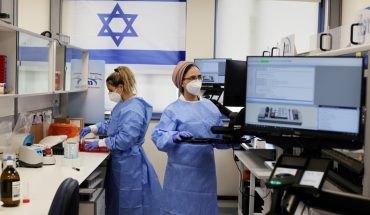 Israel reveló la posibilidad de producir su vacuna contra el COVID en Argentina