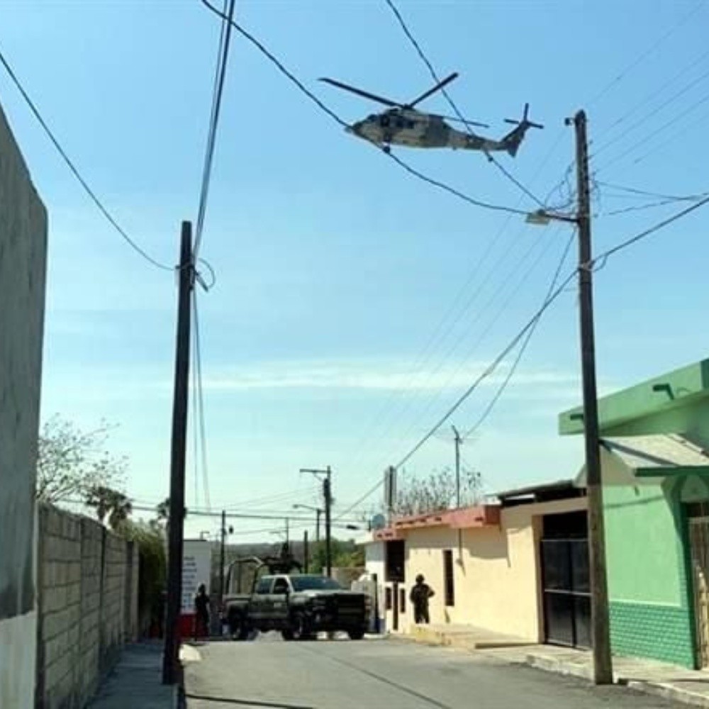 Militares catean casas en Salinas Victoria, Nuevo León