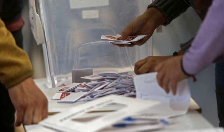 Perú vota hoy en unas elecciones generales clave para la estabilidad política