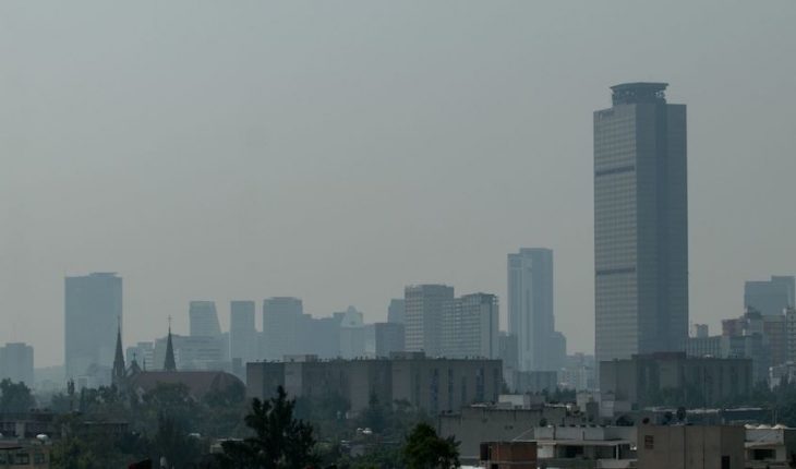 Pese a mala calidad del aire, suspenden restricciones en Valle de México