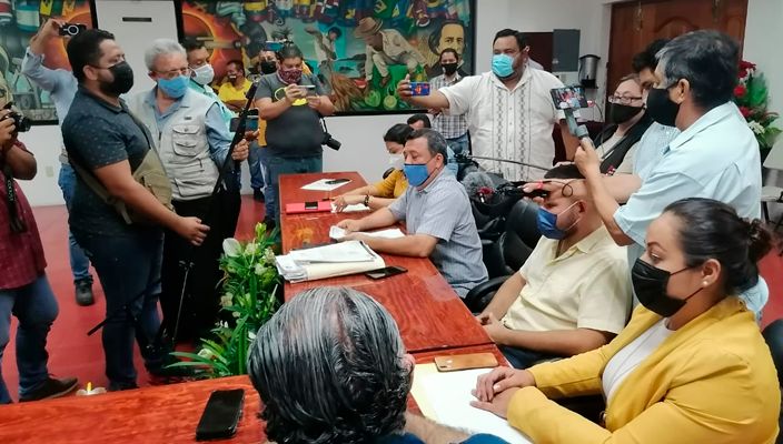 Regidores de Lázaro Cárdenas interponen denuncia ante FGE por amenazas