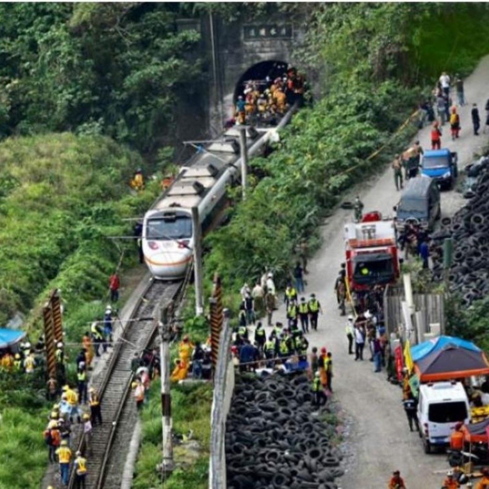 At least 48 killed when three derailed in Taiwan