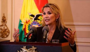 translated from Spanish: Former Interim Bolivian President Jeanine Añez suffers decompensation in prison