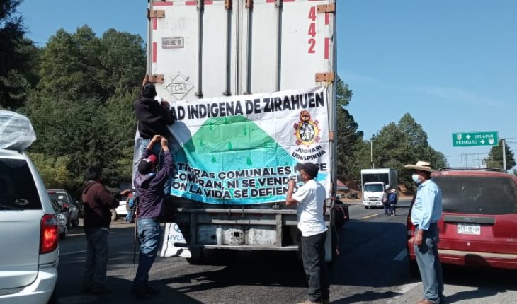translated from Spanish: Indigenous Supreme Council blocks roads