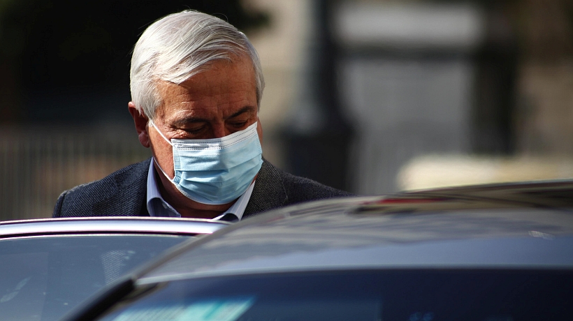 Mañalich and Piñera's sayings about achieving herd immunity in June: "You're wrong"