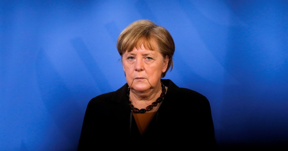 Merkel's coalition breaks tradition and anticipates internals to succeed her