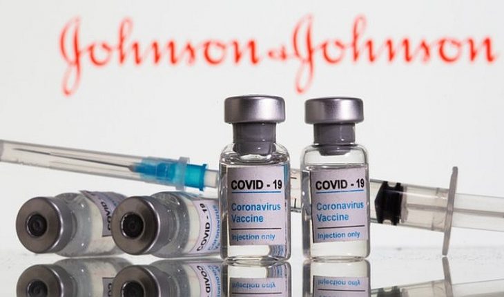 translated from Spanish: The European Medicines Agency will today rule on the safety of the Janssen vaccine