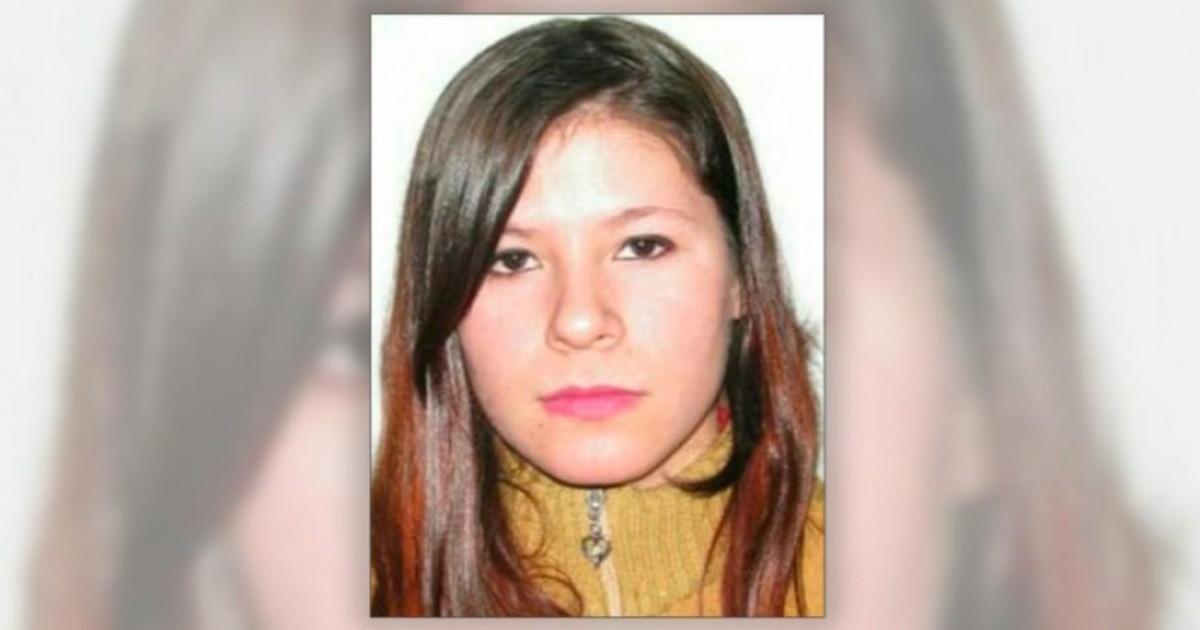 They're looking for a missing woman in La Boca who had reported her partner