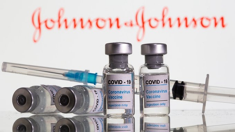 U.S. authorizes "immediate" resuming vaccination with Johnson & Johnson