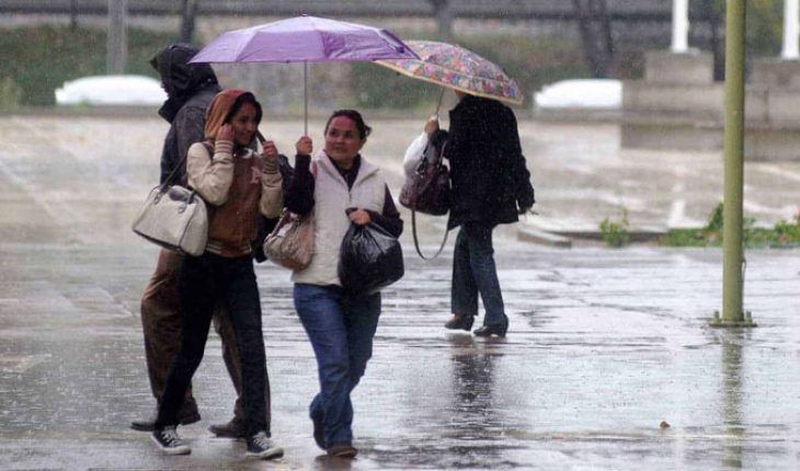 translated from Spanish: Very heavy spot rains in Chiapas and Yucatan, hot environment in western, central, eastern, southern and southeastern states of Mexico and Yucatan Peninsula