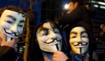 Anonymous hackea página del Ejército de Colombia y filtra correos y contraseñas de 168 militares
