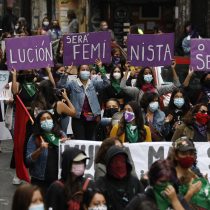 Chile tendrá primera Carta Magna paritaria del mundo, pero ¿será feminista?