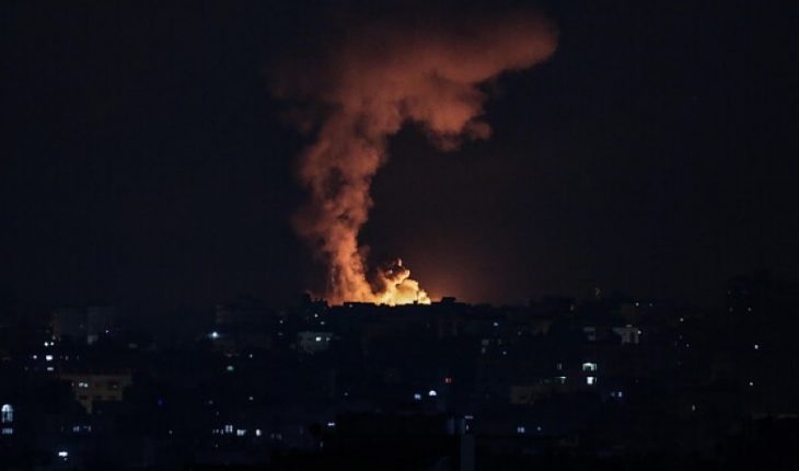 Ejército israelí inició esta noche un intenso bombardeo desde tierra y aire sobre la franja de Gaza