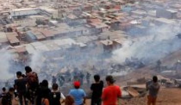 Incendio consume más de 35 de viviendas en campamentos de Antofagasta: no se registran víctimas fatales 
