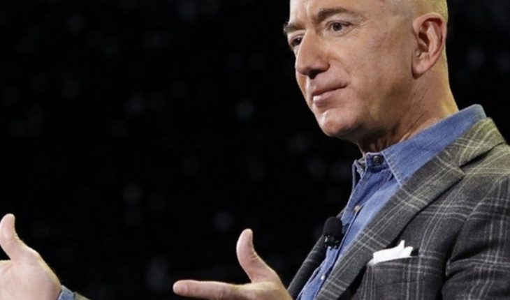 Jeff Bezos deja de ser la persona más rica del mundo