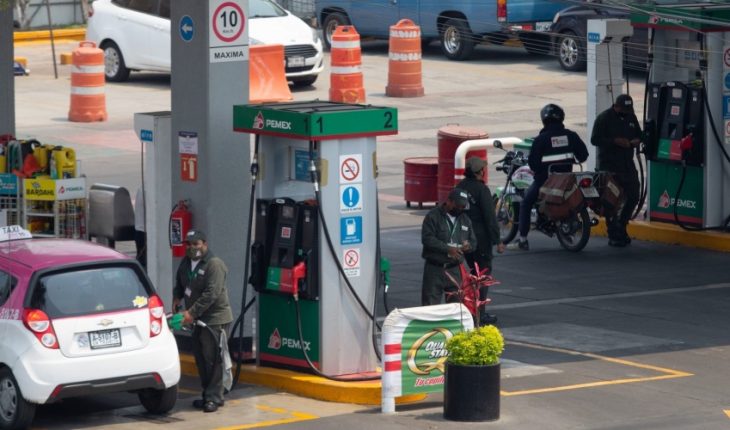 Juez suspende aplicación de Ley de Hidrocarburos de AMLO por favorecer a Pemex