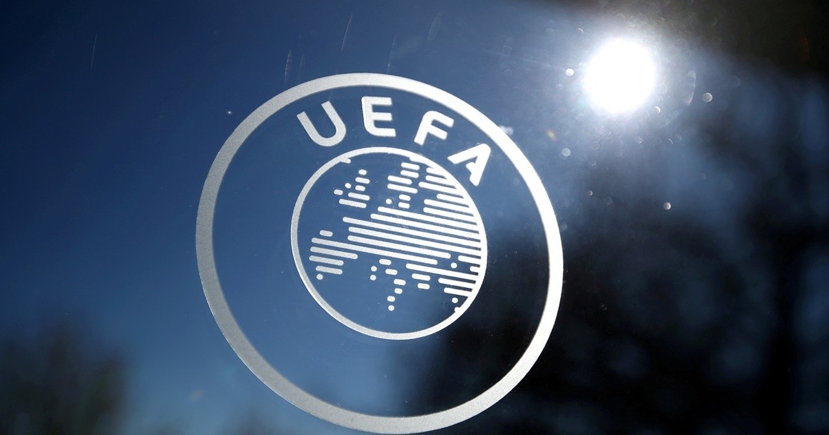 La UEFA inició una investigación disciplinaria contra Barcelona, Real Madrid y Juventus