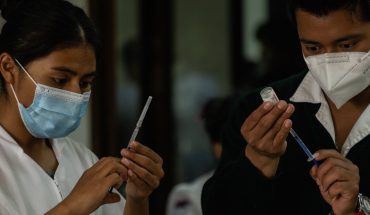 México suma 3,064 casos COVID; avanza vacunación de mayores de 50