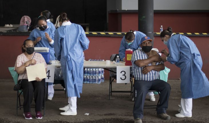 México suma 953 casos COVID; se ha vacunado 20% de población adulta