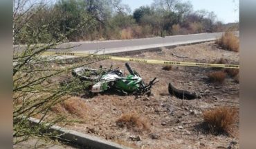 Motociclista pierde la vida en salida de camino en Sinaloa