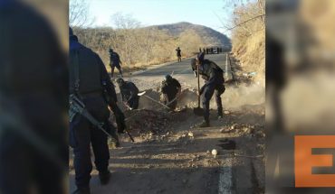 Pistoleros dañan otra vez la carretera Apatzingán-Aguililla