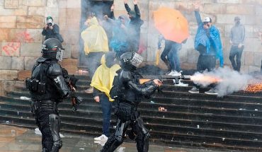 Protestas en Colombia dejan al menos 16 muertos y más de 700 heridos