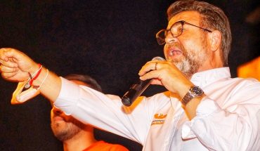 Ricardo Bours deja candidatura en Sonora y pide votar por el PRI
