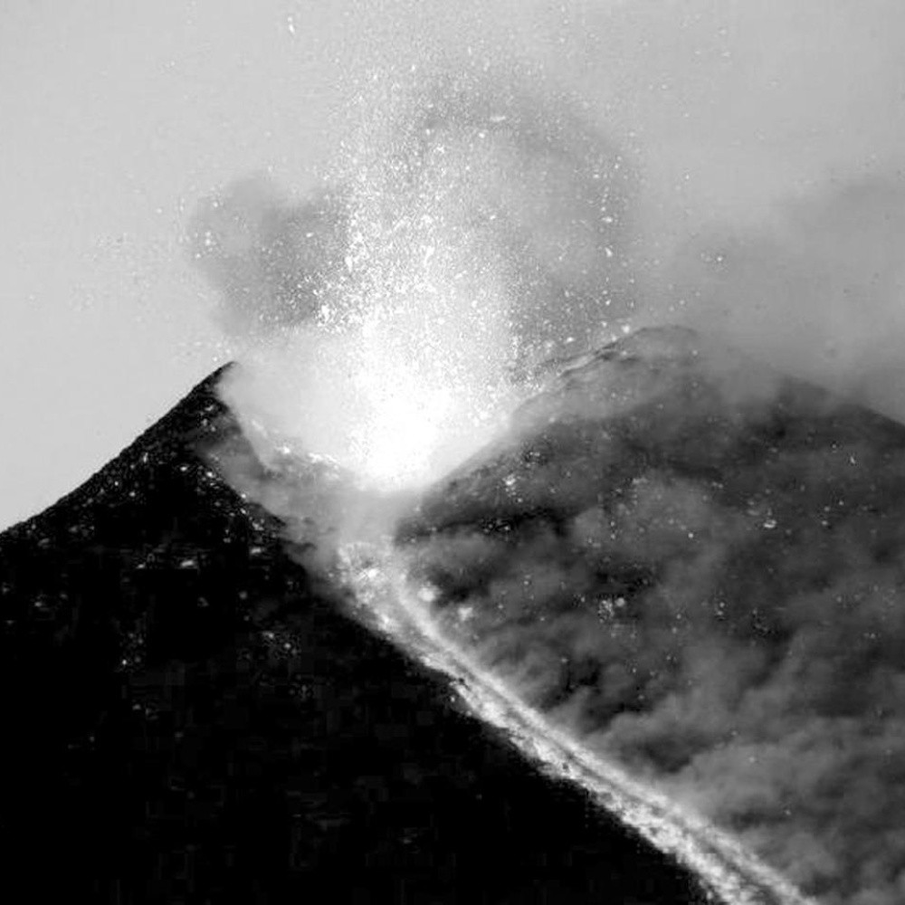 Etna erupts in Sicily