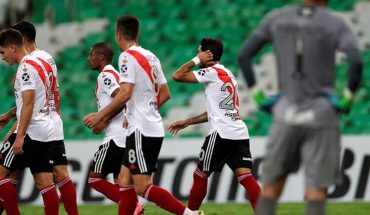 translated from Spanish: Facing fluminense match, River recovers 13 footballers