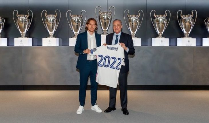 translated from Spanish: Luka Modric renewed with Real Madrid until 2022