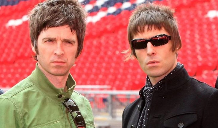 translated from Spanish: The Gallagher brothers come together to produce a documentary about Oasis