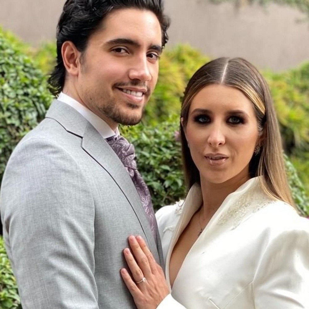 Who is the wife of Alex Fernandez, son of El Potrillo?