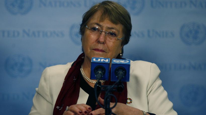Bachelet insistió que medidas anticovid que "restringen" los DD. HH. deben ser temporales