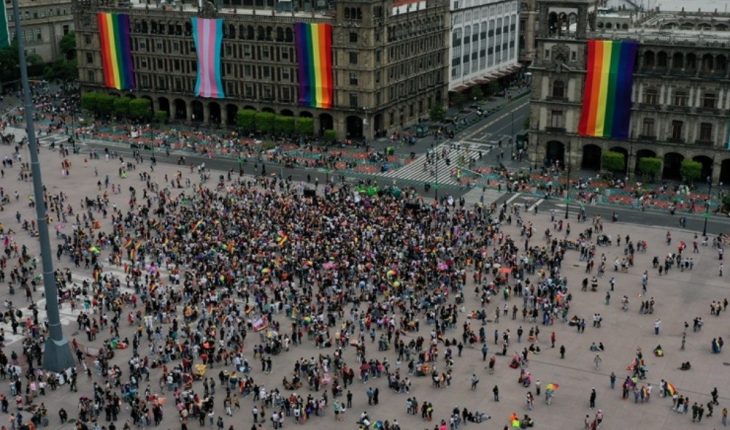 Con 30 mil personas y sin incidentes, marcha por Orgullo LGBT+: Gobierno de CDMX