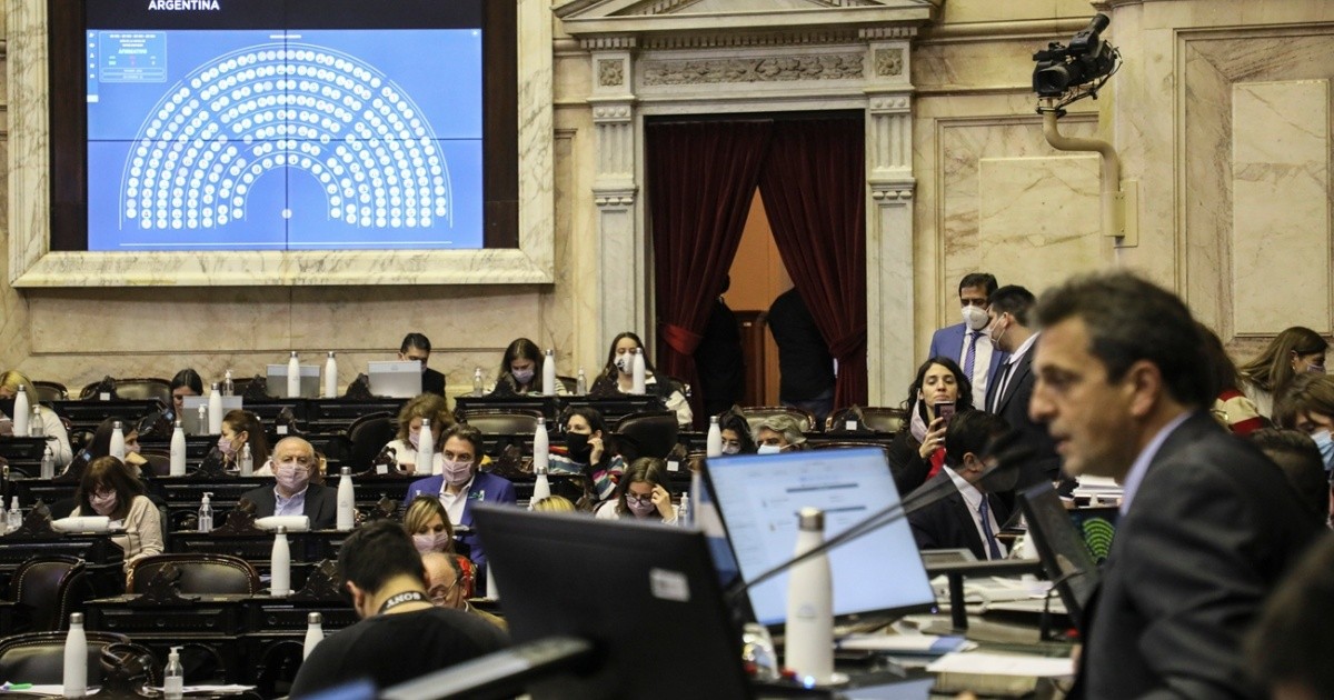 Diputados convirtió en ley la equidad de representación de género en los medios