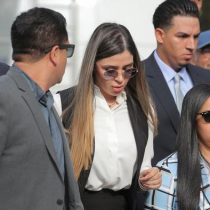 Esposa del Chapo Guzmán se declara culpable de narcotráfico