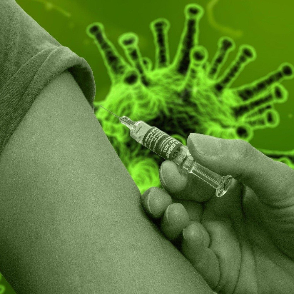 Hong Kong premia vacunados contra Covid-19 con una rifa