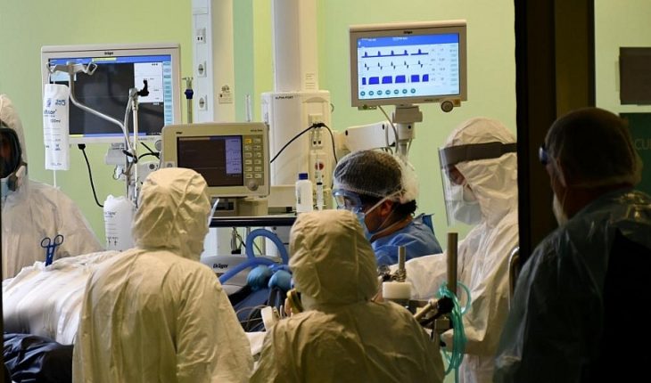 ICovid: Ocupación hospitalaria sigue en nivel crítico pese a baja en casos nuevos