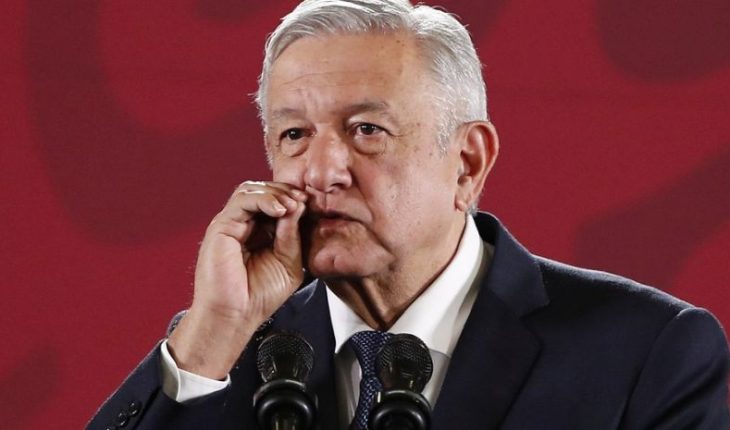 López Obrador promete justicia tras identificar a tercer estudiante de Ayotzinapa