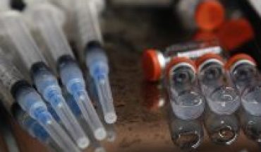 Sociedad Chilena de Inmunología emplaza al Gobierno a entregar los resultados de la vacunación y respalda la urgencia de la tercera dosis