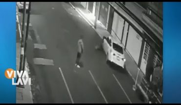 Video: Les pasa el auto por encima | Vivalavi
