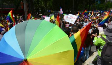 comunidad LGBTI marcha en CDMX
