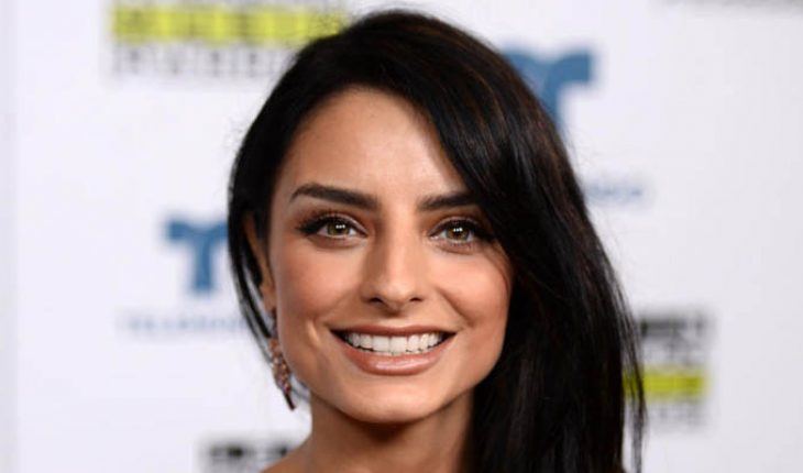 translated from Spanish: Aislinn Derbez had a road accident in Switzerland in the middle of a forest