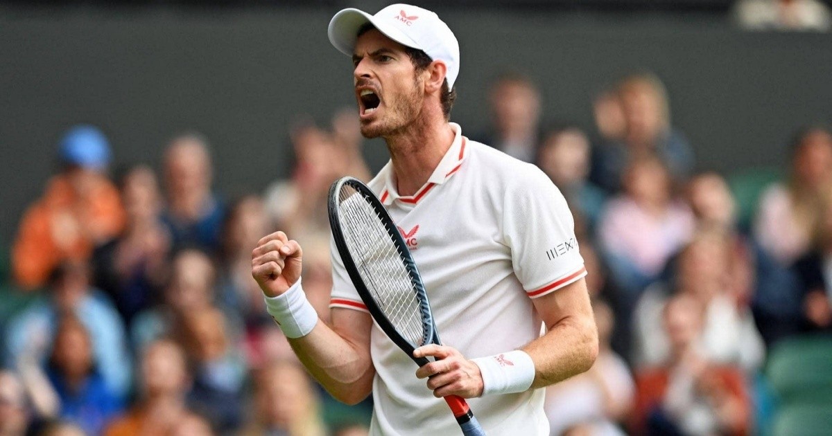 Andy Murray advances to third round of a Grand Slam after four years