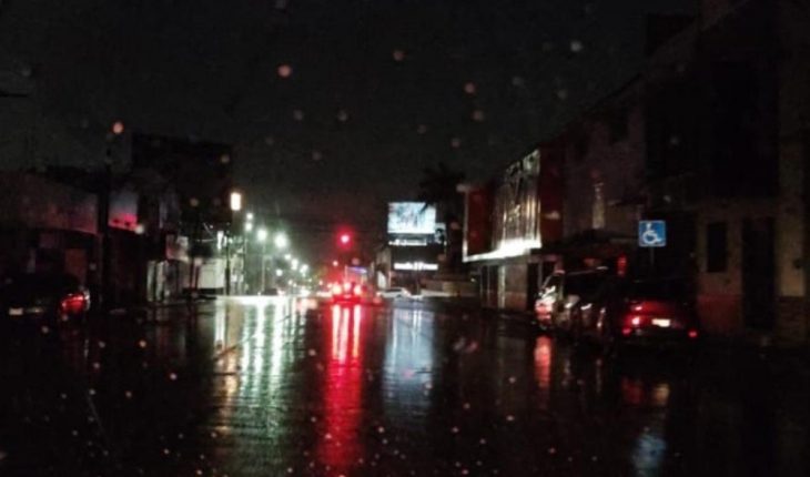 translated from Spanish: Heavy rain surprises citizens of Culiacan, Sinaloa