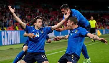 translated from Spanish: Italy beat Austria in a tough encounter and is the second team in the quarter-finals of the European Championship