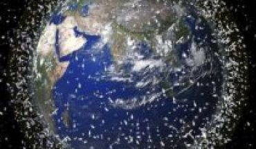 translated from Spanish: Space debris: the end of the night