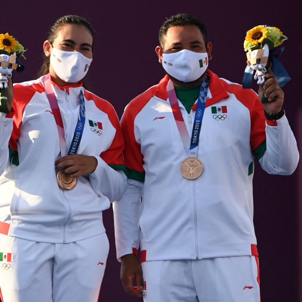 Alejandra Valencia y Luis Álvarez ganan el bronce