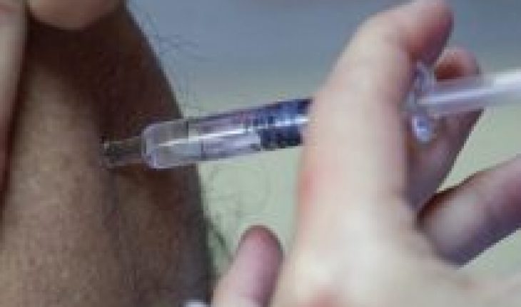Cerca de medio millón de vacunas Pfizer-BioNTech llegaron durante esta mañana al país