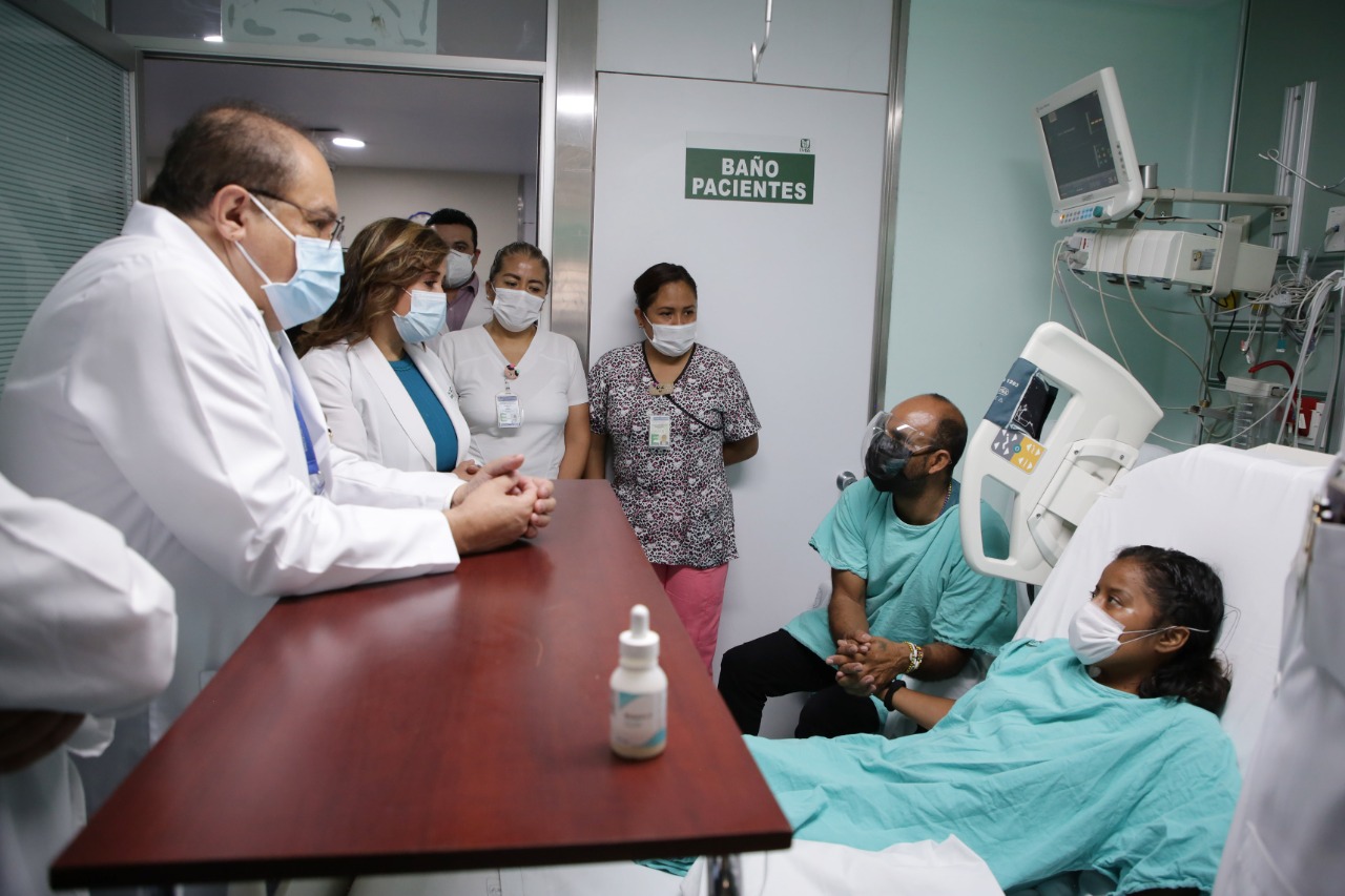 Especialistas del IMSS trasplantaron cinco hígados en el hospital de La Raza